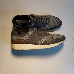 Cole Haan Mens GrandPro Runner Stitchlite Sneaker Grey Tan Textile 10M